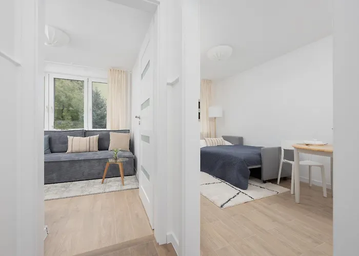 Komfortowy W Warszawie Z Dwiema Sypialniami Blisko Rzeki By Renters Apartament *