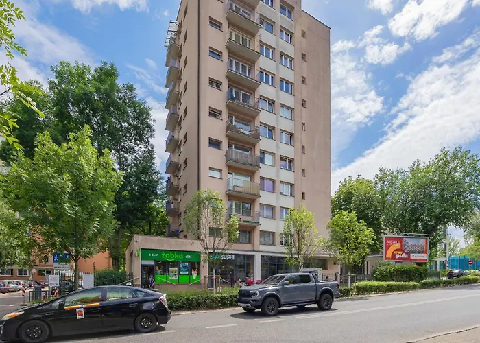 Apartament Komfortowy W Warszawie Z Dwiema Sypialniami Blisko Rzeki By Renters
